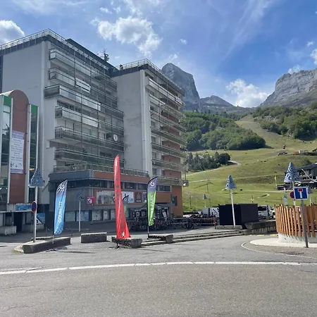 Pied Des Pistes Zen Altitude Appartamento *